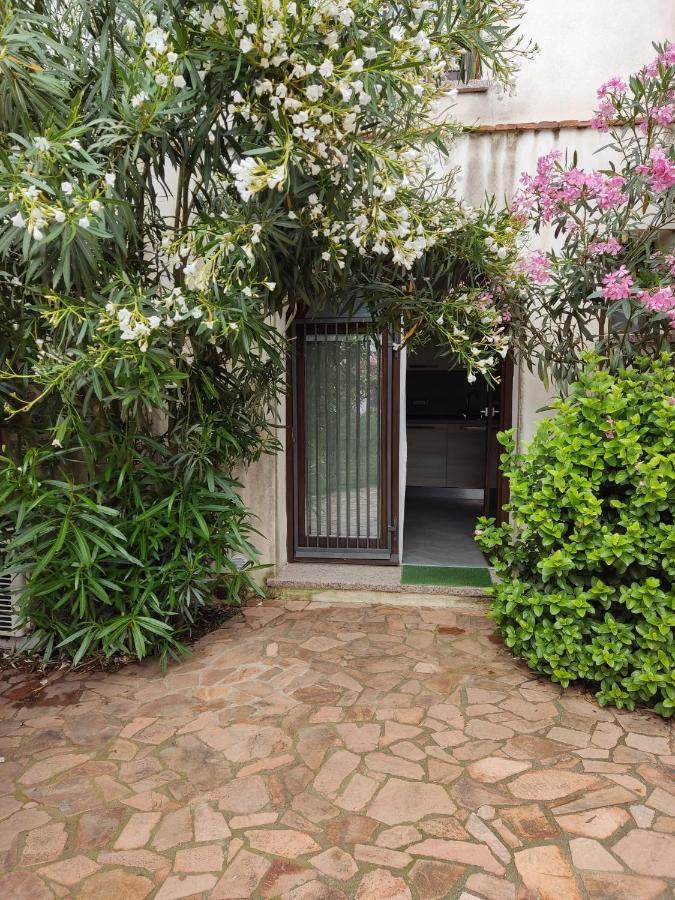 Arco Bianco - Monolocali Appartement Tortolì Buitenkant foto