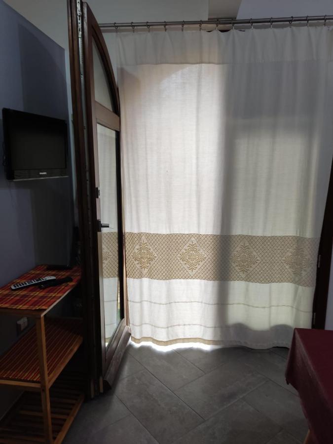 Arco Bianco - Monolocali Appartement Tortolì Buitenkant foto