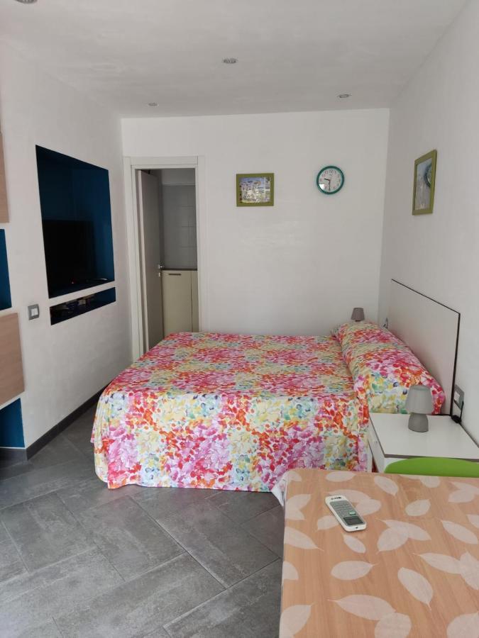 Arco Bianco - Monolocali Appartement Tortolì Buitenkant foto