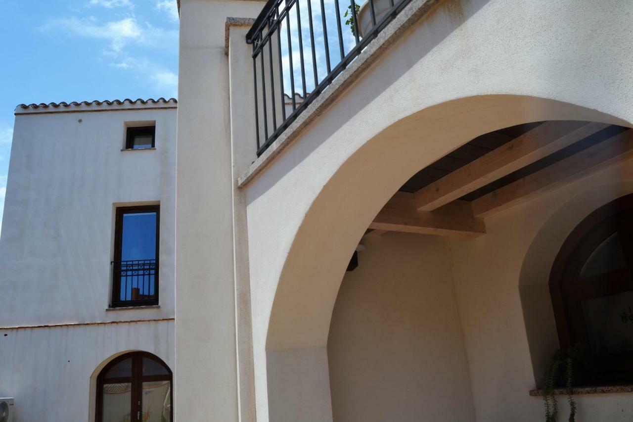 Arco Bianco - Monolocali Appartement Tortolì Buitenkant foto